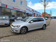 Volkswagen Golf - 1.0 TSI COMFORTLINE / Camera / Acc / Carplay /