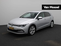 Volkswagen Golf - 1.5 eTSI Style | Automaat | Apple carplay | Adaptieve cruise control | Travel Assist | Par