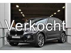 BMW X3 - xDrive30e M-sport facelift Pano Trekhaak Head-up Memory Camera DAB