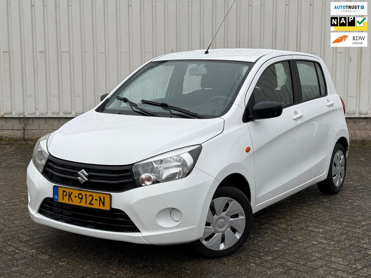 Suzuki Celerio - 1.0 Comfort Airco,Bleutooth,Elektrische ramen,5 Deurs,NAP!Apk tot 18-07-2025, Lage km! - AutoWereld.nl