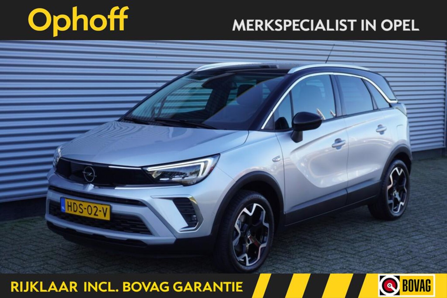 Opel Crossland - 1.2 Turbo Ultimate / Camera / AGR-stoelen / Navi / PDC / LED - AutoWereld.nl