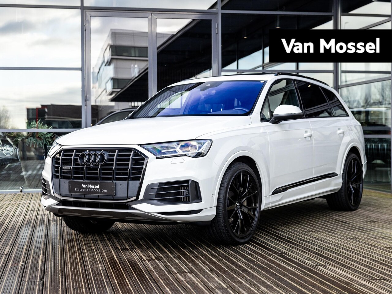 Audi Q7 - 55 TFSI e quattro S Edition | PANORAMA/SCHUIF-KANTELDAK | 22 INCH | ZWART OPTIEK | TREKHAA - AutoWereld.nl