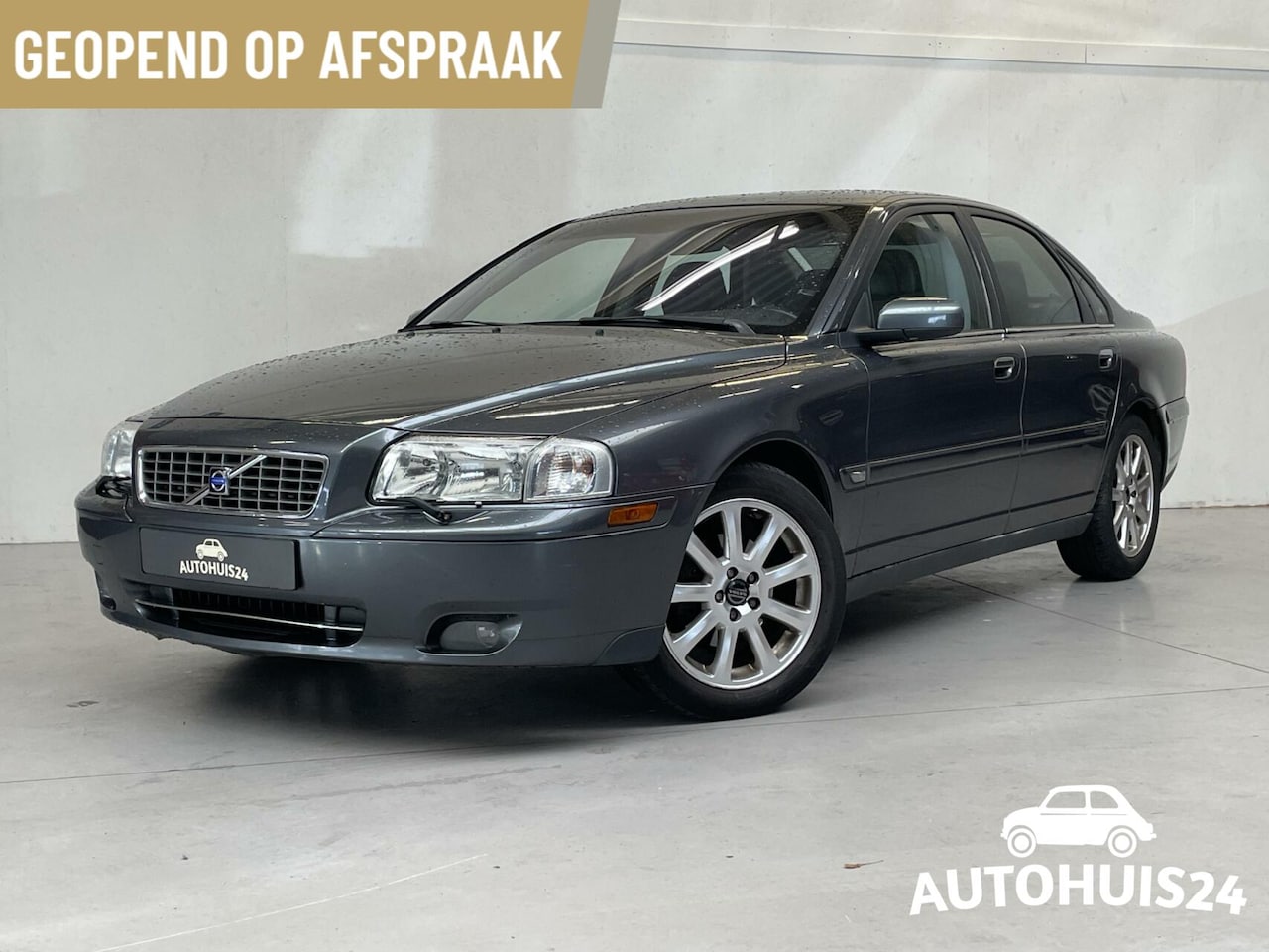 Volvo S80 - 2.4 Exclusive 140pk LEDER DAKJE TREKHAAK RTI - AutoWereld.nl