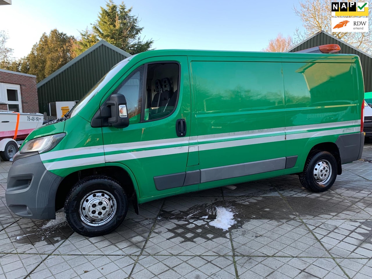 Peugeot Boxer - 333 2.2 HDI L2H1 XR 333 2.2 HDI L2H1 XR - AutoWereld.nl