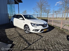 Renault Mégane Estate - 1.3 TCe Bose | Stoel verwarming | Leer