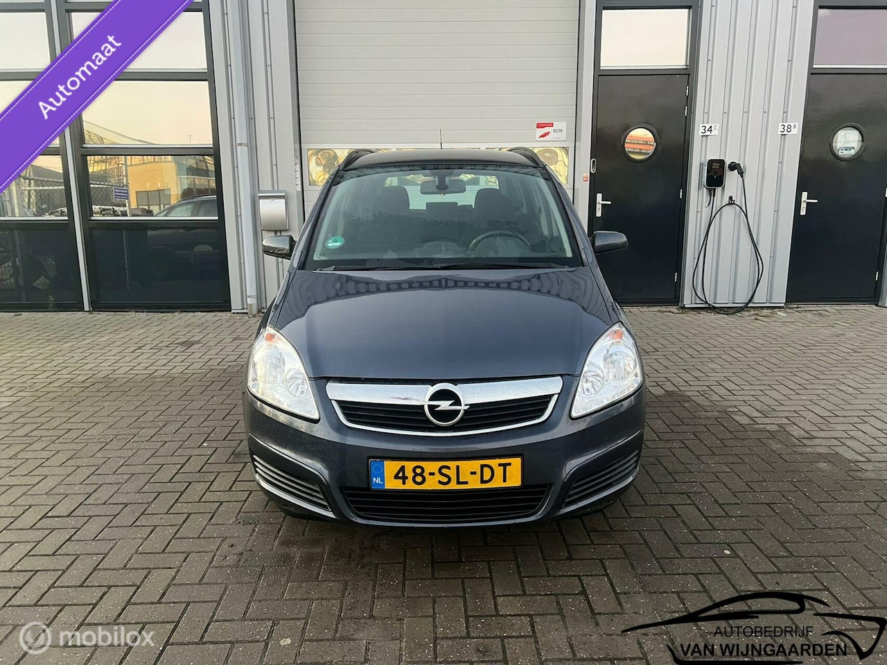 Opel Zafira - 1.9 CDTi Enjoy 1.9 CDTi Enjoy,Airco,Lm Velgen,Navi,Trekhaak - AutoWereld.nl