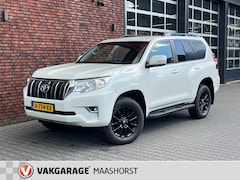 Toyota Land Cruiser - 2.8 D-4D-F Legend Window Van Automaat/AchteruitrijCam./LED/PDC/DAB/Clima/Airco/Cruise/Trek