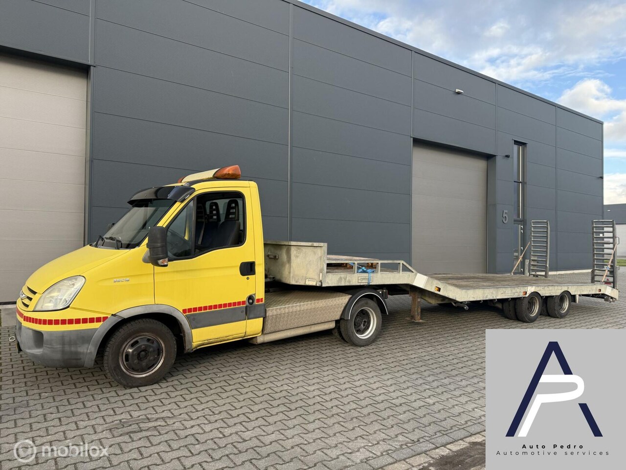 Iveco Daily - 35c18 BE Combi oplegger trekker 3.0HPI - AutoWereld.nl