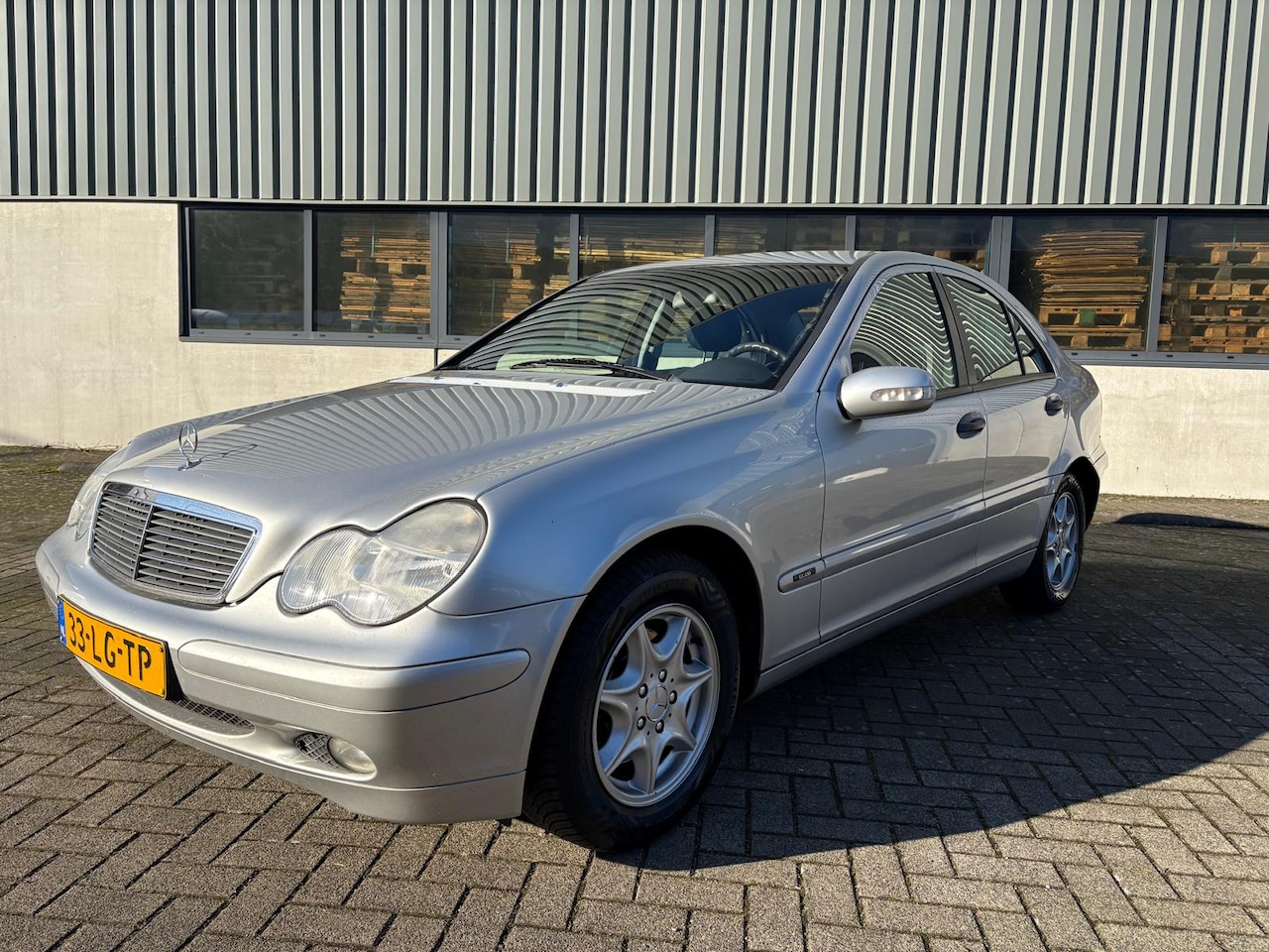 Mercedes-Benz C-klasse - 180 K. Classic - AutoWereld.nl