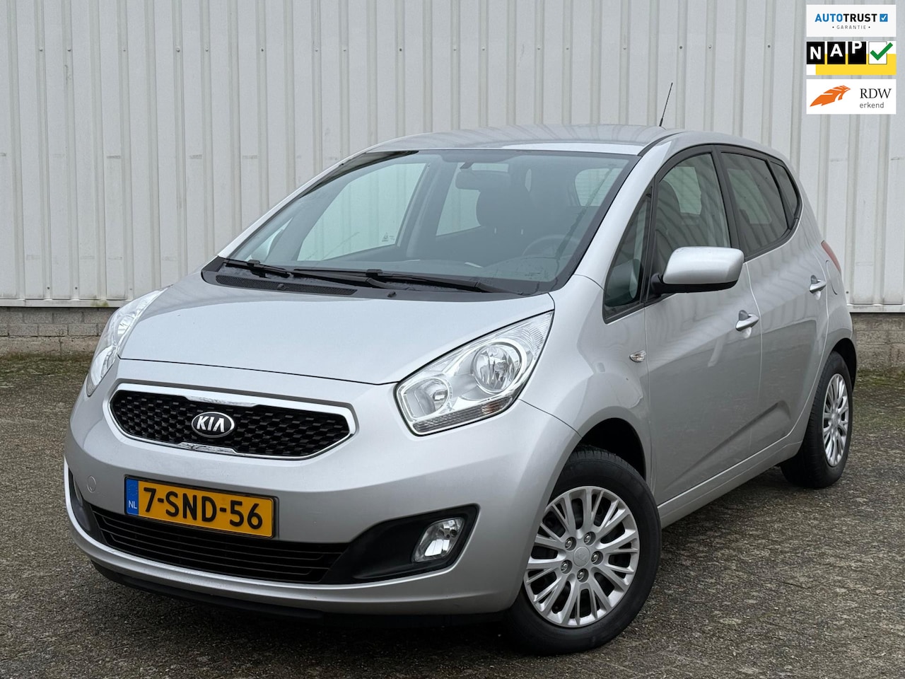 Kia Venga - 1.4 CVVT 20th Anniversary 1e Eigenaar,Uniek KM,Airco,Navigatie,Camera,CruiseControl,N.A.P! - AutoWereld.nl