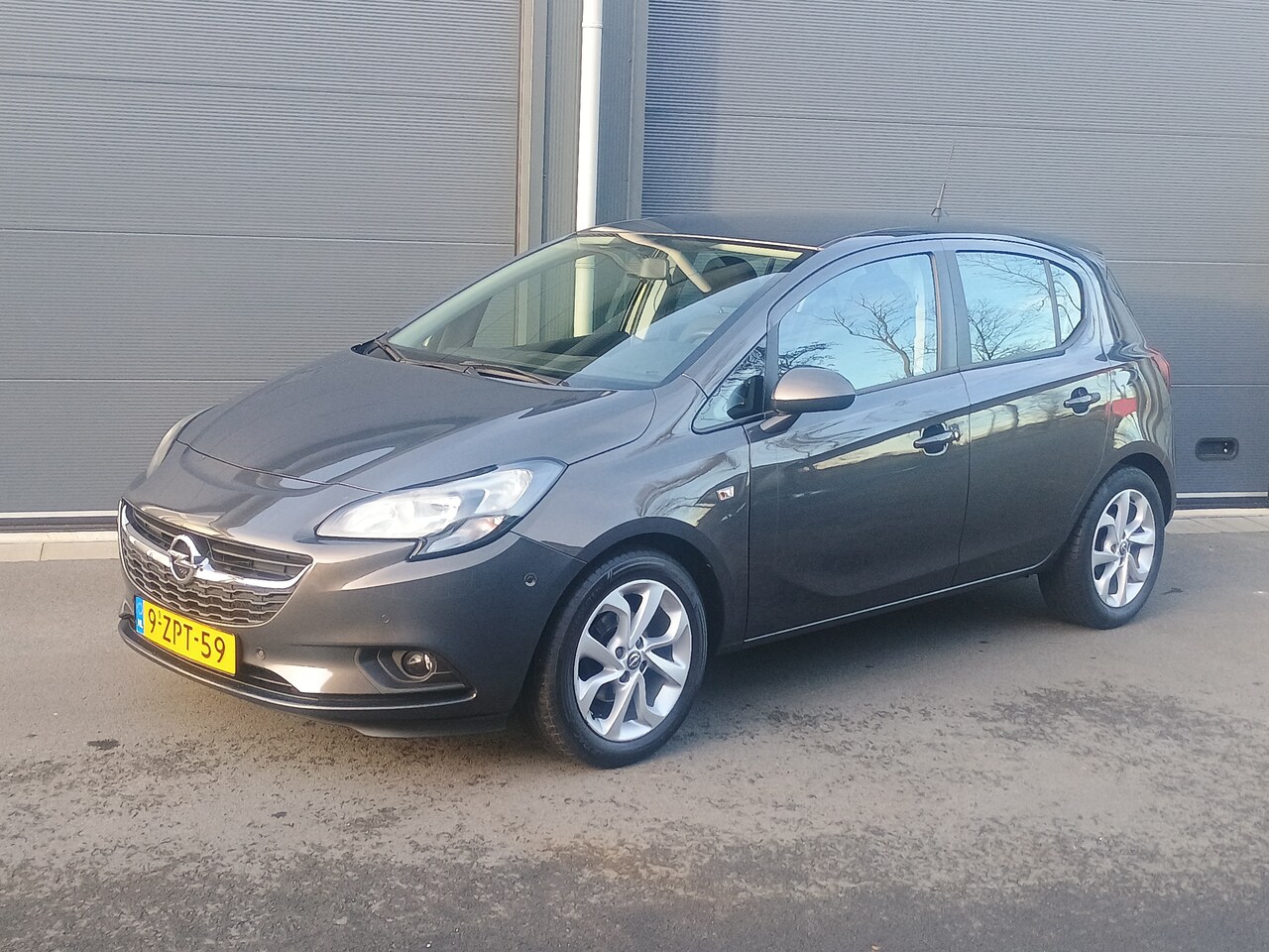 Opel Corsa - 1.4 Edition - AutoWereld.nl