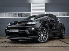 Porsche Macan - 4 100 kWh |Panorama dak |18-weg stoelen |21" |Sport chrono |