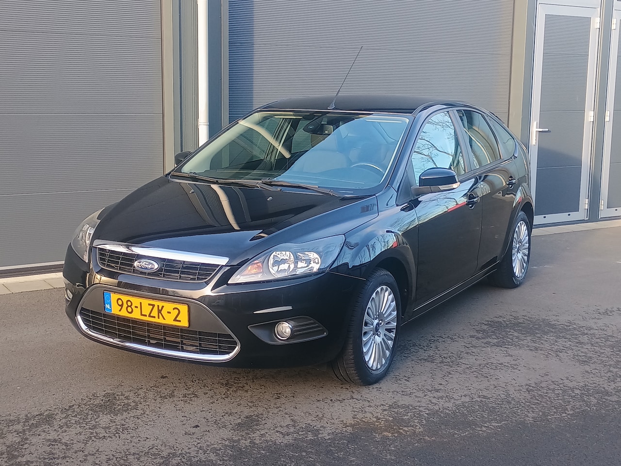 Ford Focus - 1.8 Limited - AutoWereld.nl