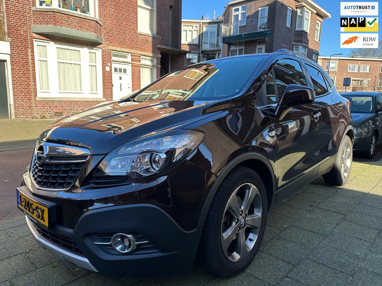 Opel Mokka - 1.4 T Cosmo AUTOMAAT Cruise PDC Stuur en Stoel Verwarming - AutoWereld.nl