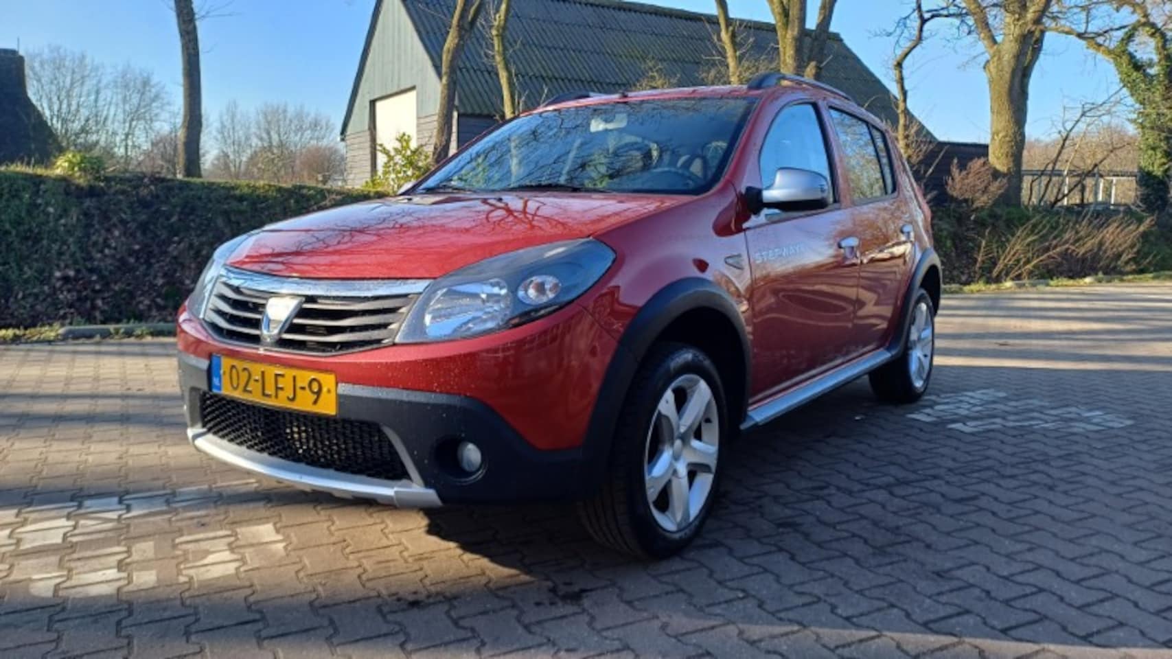 Dacia Sandero Stepway - 1.6 - AutoWereld.nl