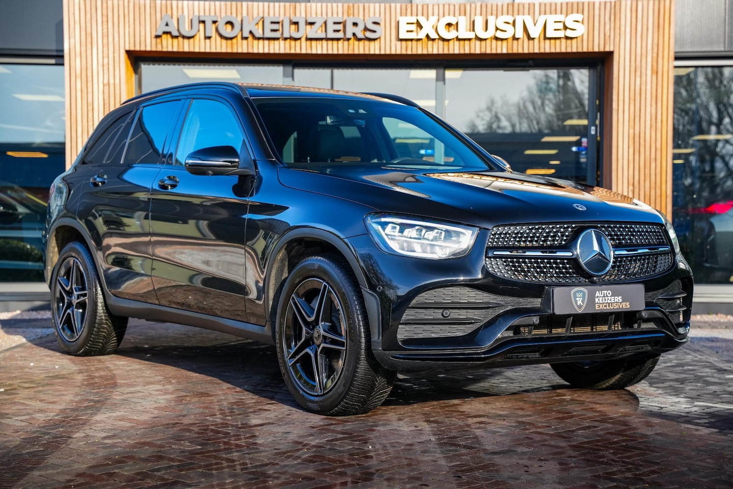 Mercedes-Benz GLC-klasse - 300de 4MATIC Business Solution AMG Panoramadak Ambient Adapt. Cruise 360Cam - AutoWereld.nl