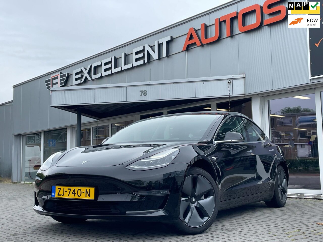 Tesla Model 3 - Long Range RWD Long Range 75 kWh | Autopilot - AutoWereld.nl