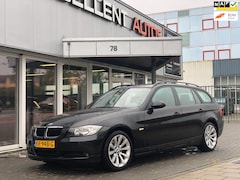 BMW 3-serie Touring - 320d Business Line Automaat