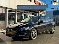 Volvo V60 - 2.4 D6 AWD Plug-In Hybrid Summum|Navigatie|Camera