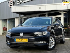 Volkswagen Passat Variant - 1.6 TDI Business Edition - Navigatie - Leder