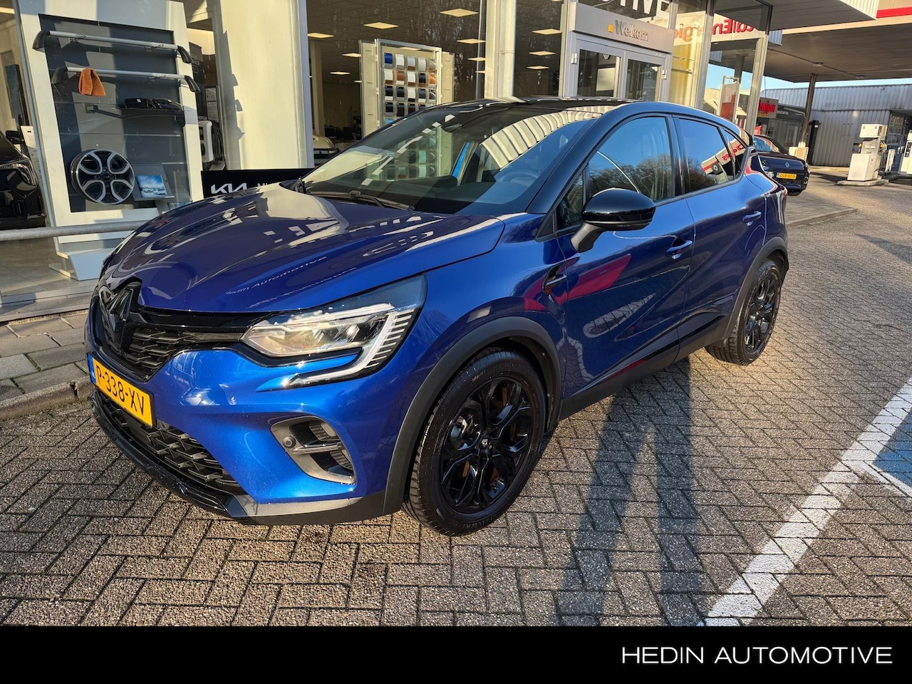 Renault Captur - 1.6 E-Tech Hybrid 145PK Rive Gauche AUTOMAAT | CAMERA | NAVIGATIE | KEYLESS | 18INCH LICHT - AutoWereld.nl