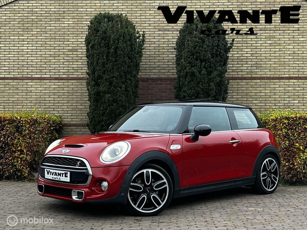 MINI Cooper S - Mini 2.0 Automaat| El.Pano | Stoelverw. | PDC - AutoWereld.nl