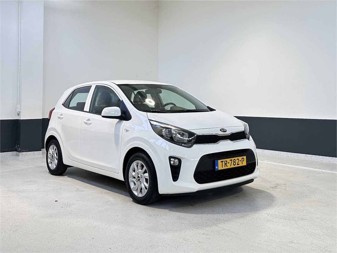 Kia Picanto - 1.0 CVVT ComfortPlusLine Navigator | NL | Navigatie | 2 Eig| Camera | Airco | Bluetooth | - AutoWereld.nl