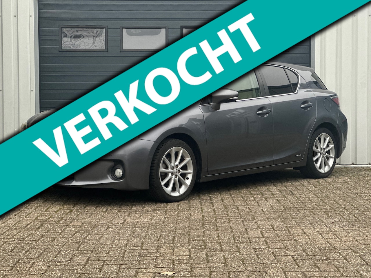 Lexus CT 200h - Business Line Pro Hybrid NAVI / PDC / NW APK! - AutoWereld.nl