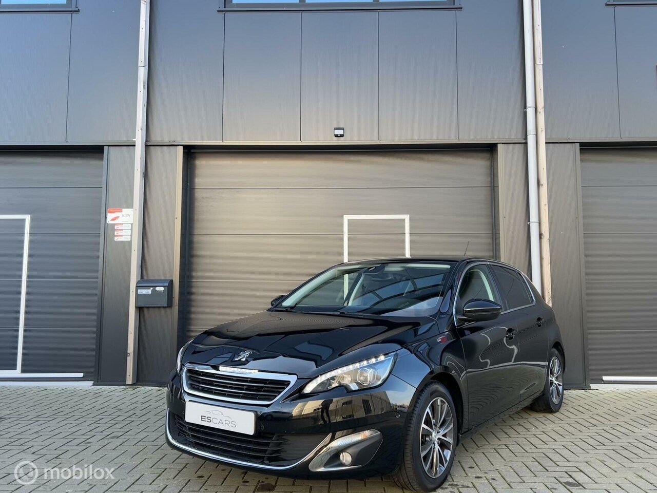 Peugeot 308 - 1.2 PureTech Allure Keyless | Camera | Led - AutoWereld.nl