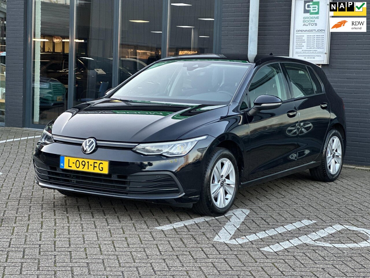 Volkswagen Golf - 1.0 TSI Life/1STE EIG/NWE MODEL/NL-AUTO NAP!! - AutoWereld.nl