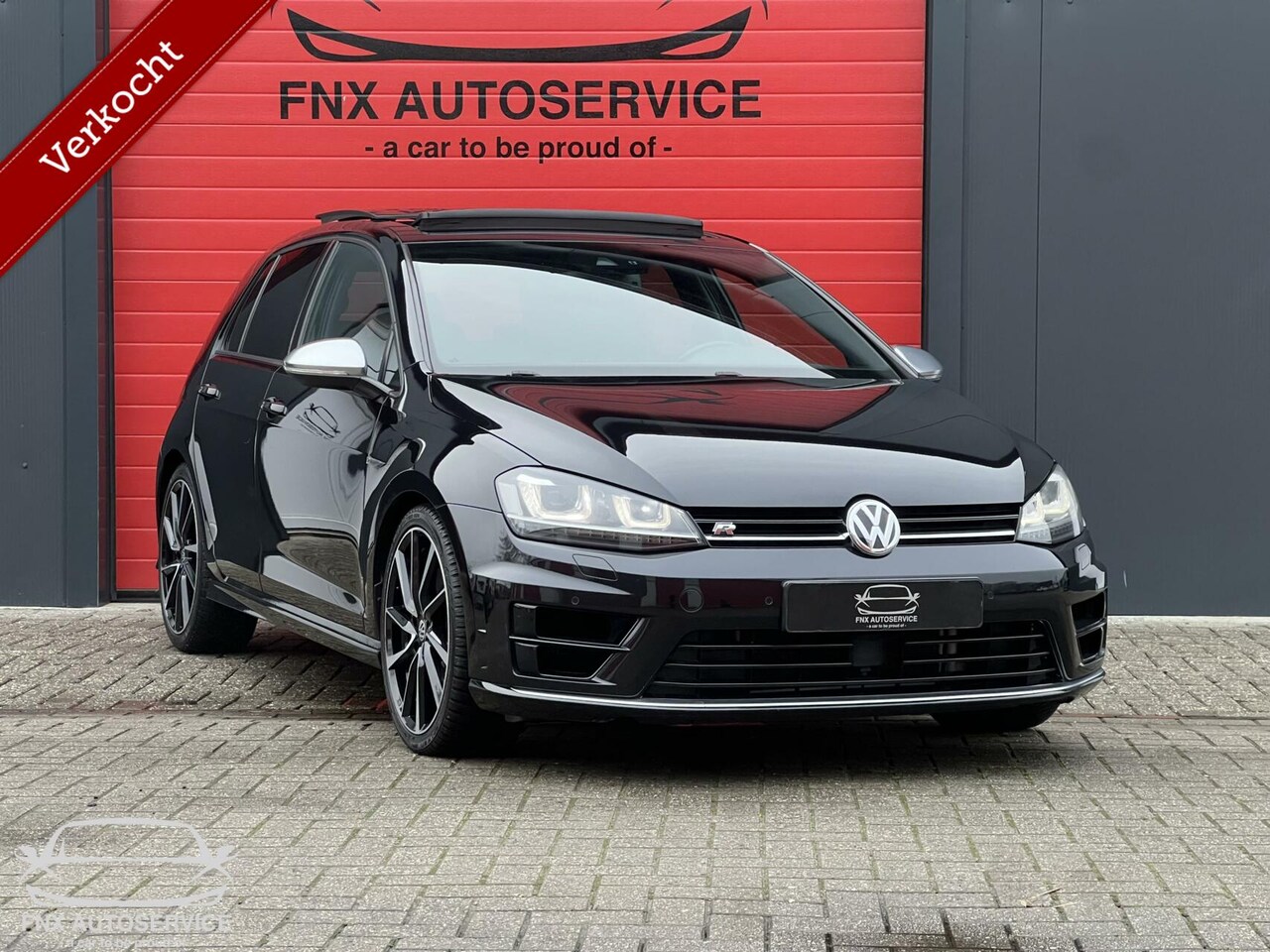 Volkswagen Golf - 2.0 TSI R 4Motion DSG / PANO / adaptief - AutoWereld.nl