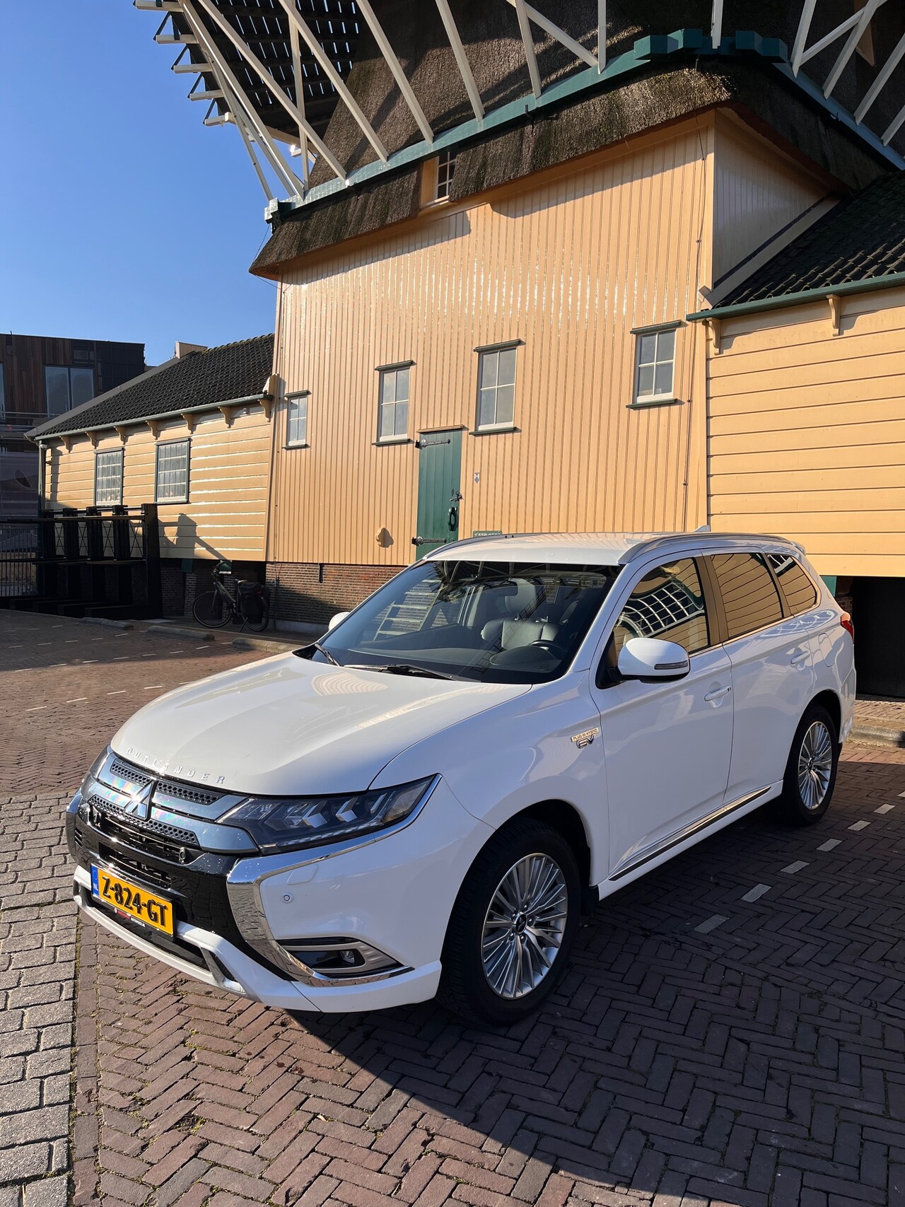 Mitsubishi Outlander - 2.4 PHEV Intense Hybride - AutoWereld.nl