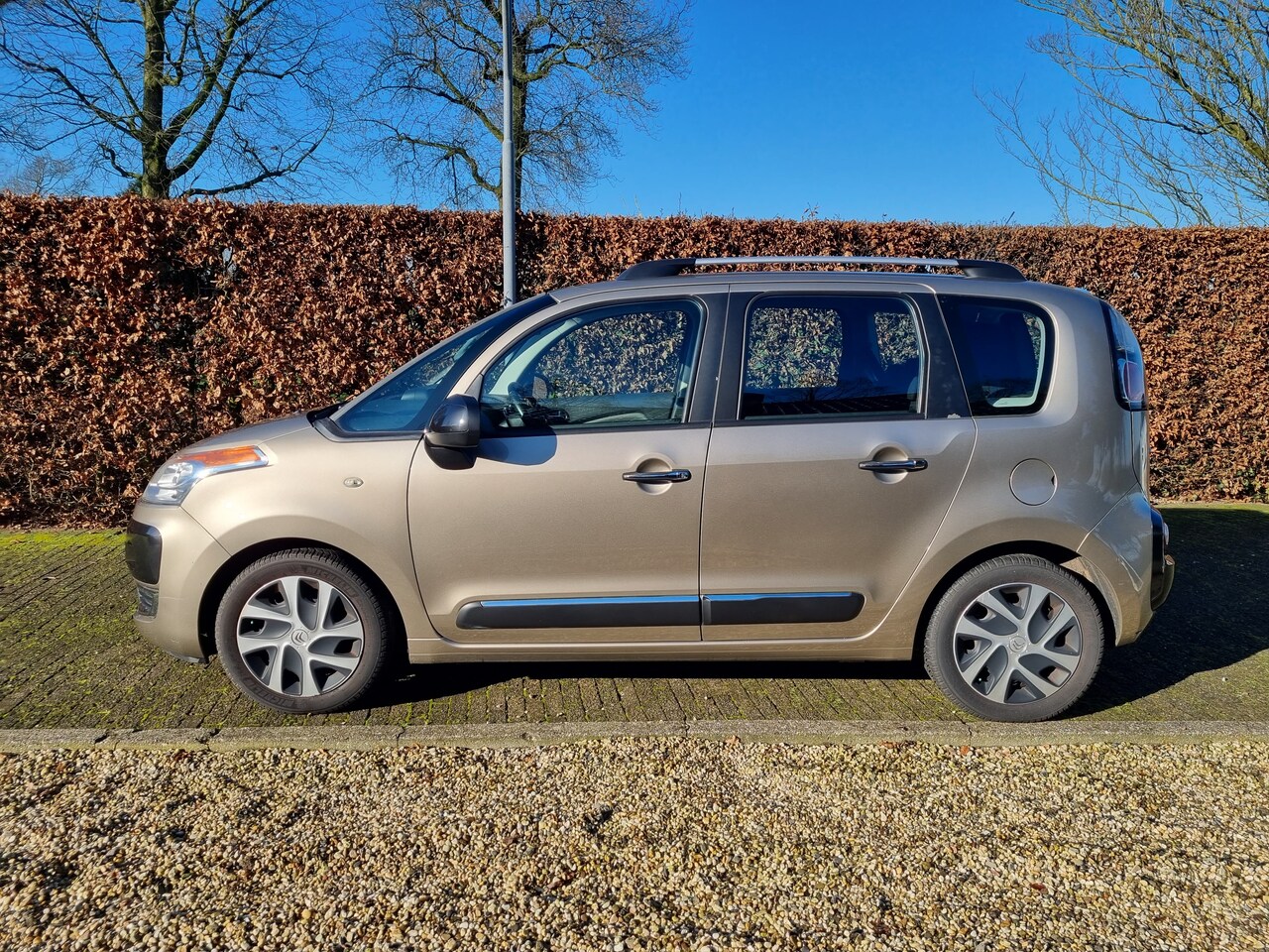 Citroën C3 Picasso - 1.4 VTi Collection Trekhaak / Cruise + Climate Control AC / APK 3-9-25 / hoog zitter - AutoWereld.nl