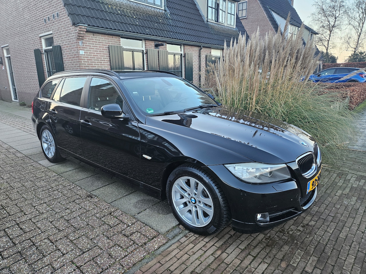 BMW 3-serie Touring - 318i Corporate Lease Luxury Line M sport opties. Android Apple Carplay update - AutoWereld.nl