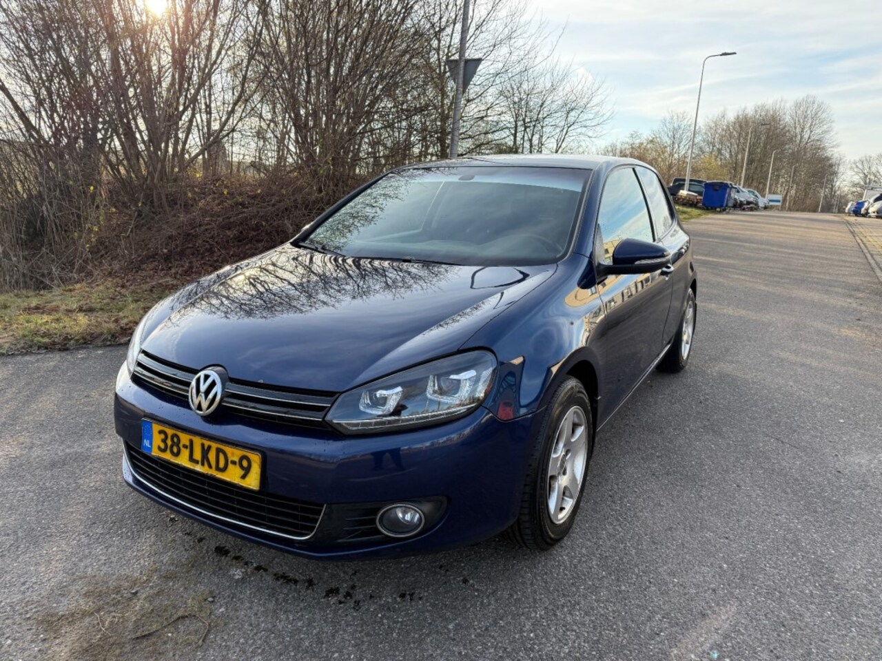 Volkswagen Golf - 1.6 TDI Highline 1.6 TDI HIGHLINE - AutoWereld.nl