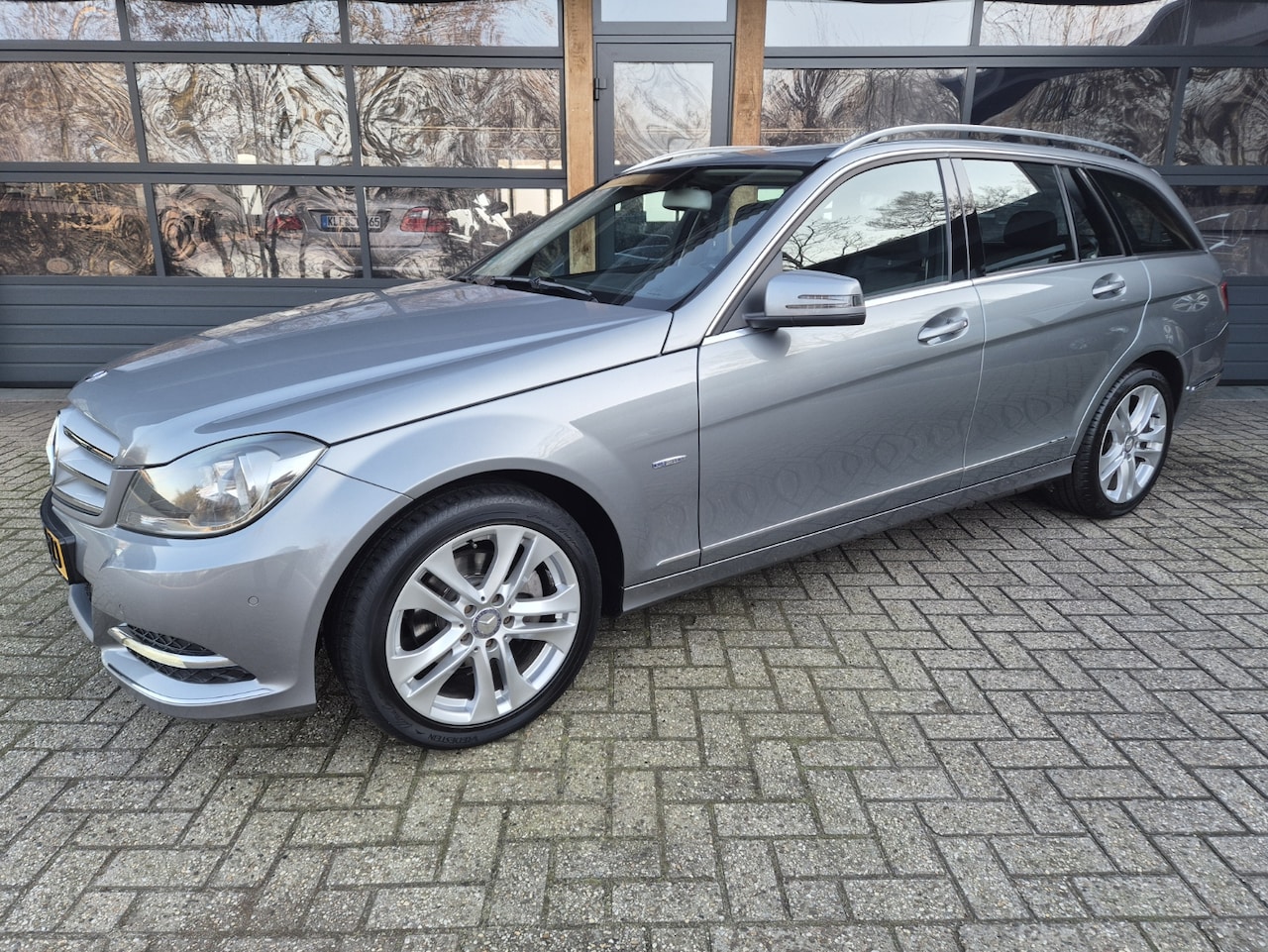 Mercedes-Benz C-klasse Estate - 180 Avantgarde *NAVI *PDC *TREKHAAK *NAP *NWE STAAT * - AutoWereld.nl