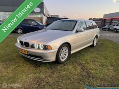 BMW 5-serie Touring - 525i Lifestyle Edition Youngtimer