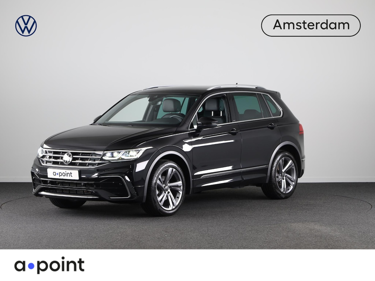 Volkswagen Tiguan - 1.5 TSI R-Line 150PK Automaat  (DSG) | Digital dashboard | Navigatie | Camera - AutoWereld.nl