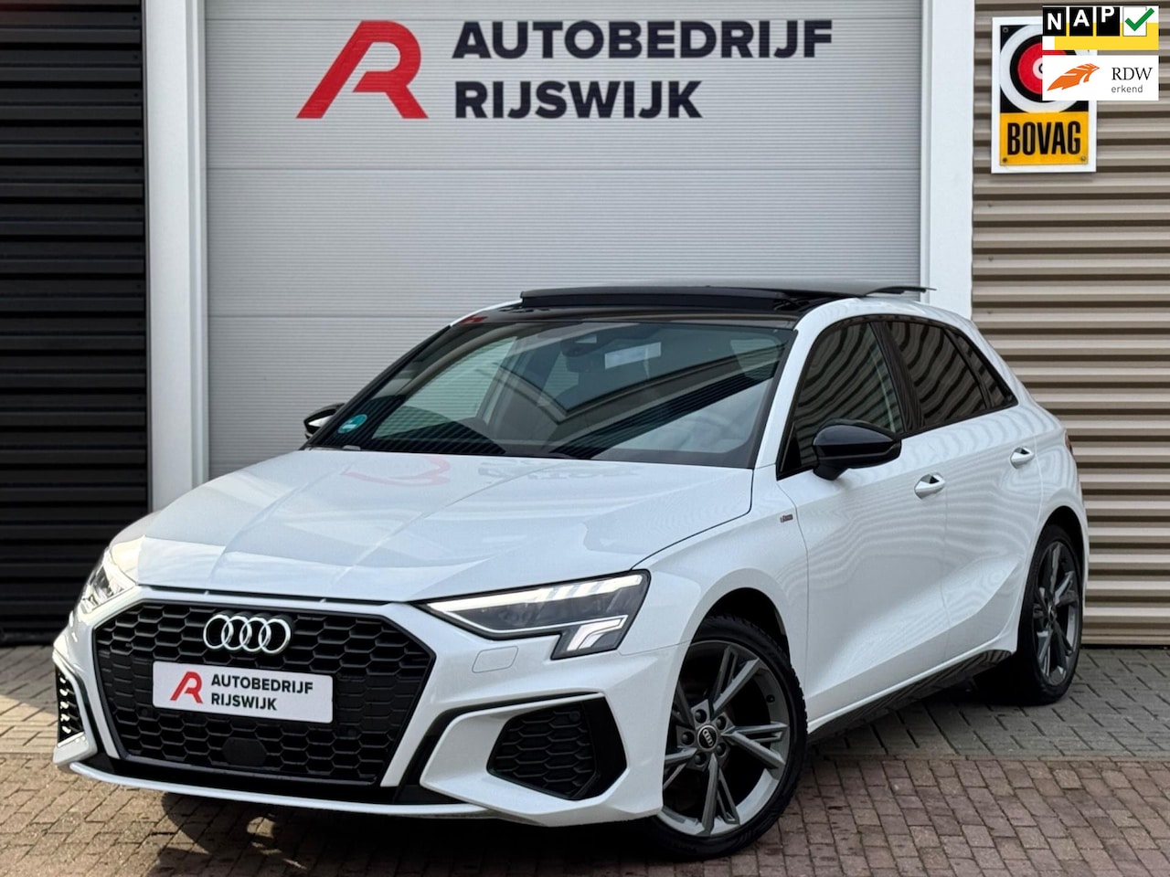 Audi A3 Sportback - 35 TFSI S edition Pano/Matrix/Camera/BTW! - AutoWereld.nl