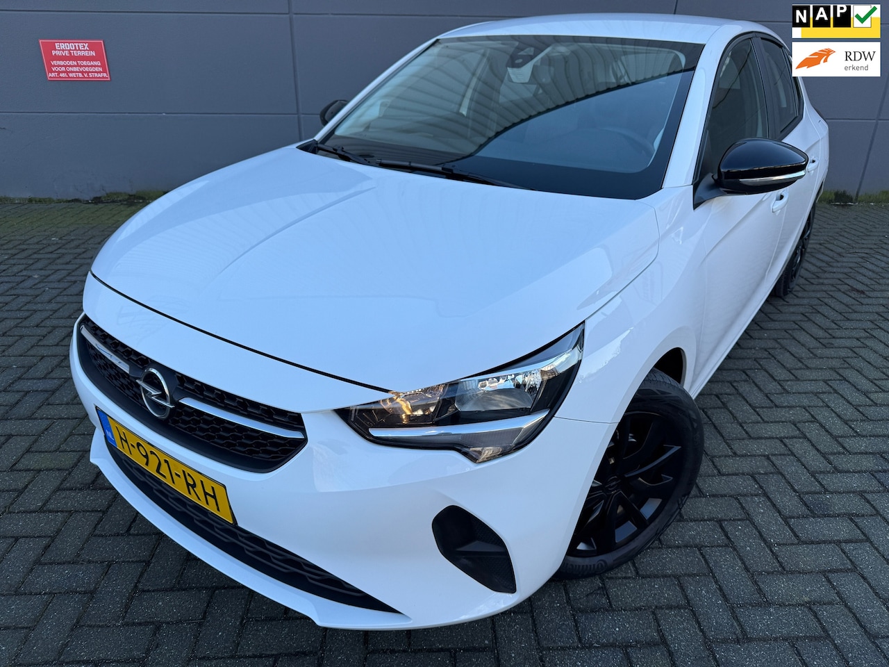 Opel Corsa - 1.2 Edition*12 MAANDEN GARANTIE*CAMERA*NAVI*CARPLYE*101PK*CRUISE*ELKT-RAAM*APK*NAP - AutoWereld.nl