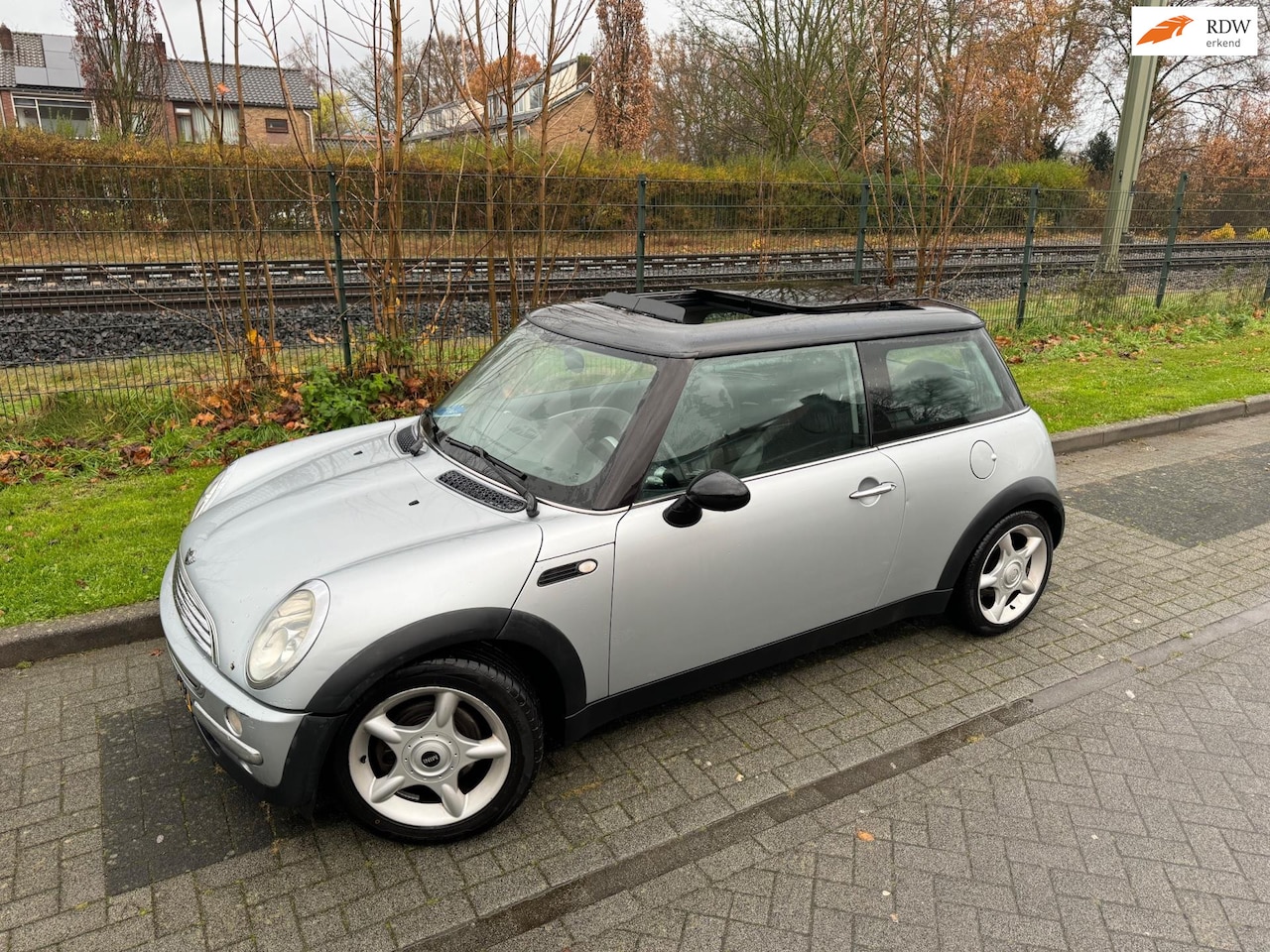 MINI Cooper - Mini 1.6 Panoramadak|Schuifdak| Stoelverwarming - AutoWereld.nl