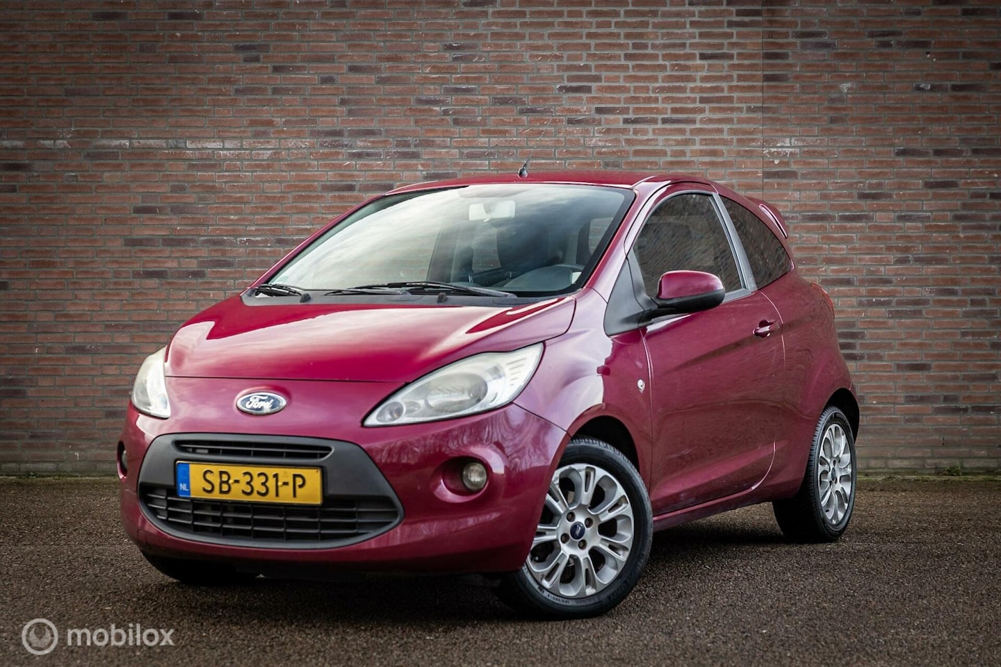 Ford Ka - 1.2 Titanium | Inruilkoopje ! | Airco | LM velgen - AutoWereld.nl