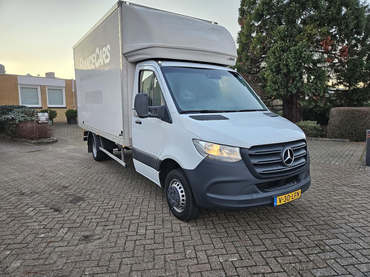 Mercedes-Benz Sprinter - 514 CDI Automaat Bakwagen met Achterdeuren Airco Cruise Koffer Meubelbak Airco Cruise cont - AutoWereld.nl