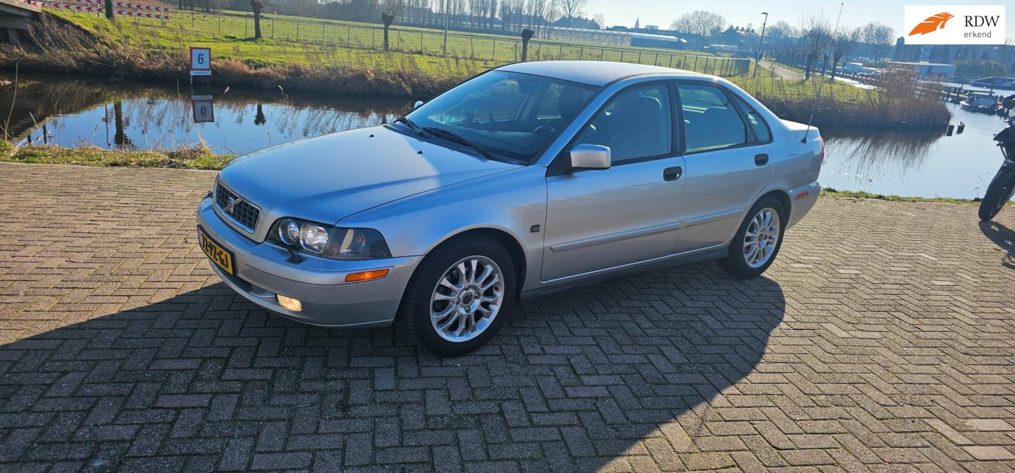 Volvo S40 - 2.0 Sports Edition Navigator 2.0 Sports Edition Navigator - AutoWereld.nl