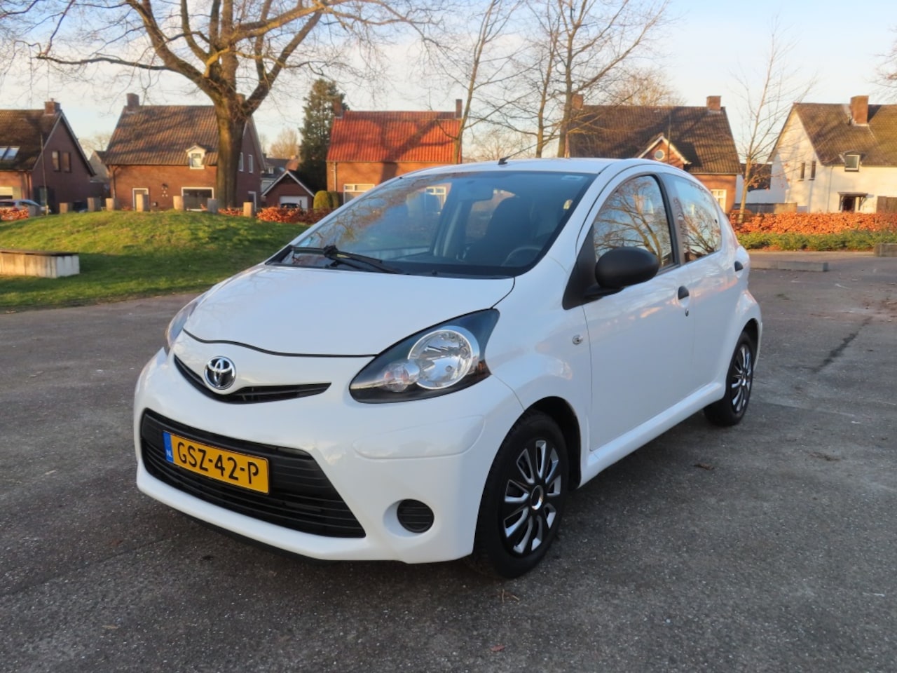 Toyota Aygo - 1.0 VVT-i Comfort 1.0 VVT-i Comfort - AutoWereld.nl