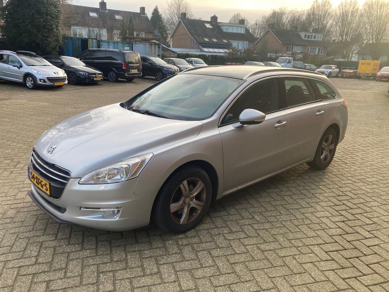 Peugeot 508 SW - 1.6 THP Blue Lease Executive 1.6 THP Blue Lease Executive - AutoWereld.nl