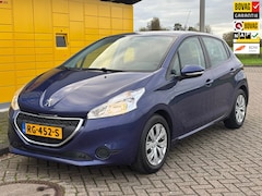 Peugeot 208 - 1.2 VTi Style 5Drs Navi Pdc 1e eigenaar D-riem vv