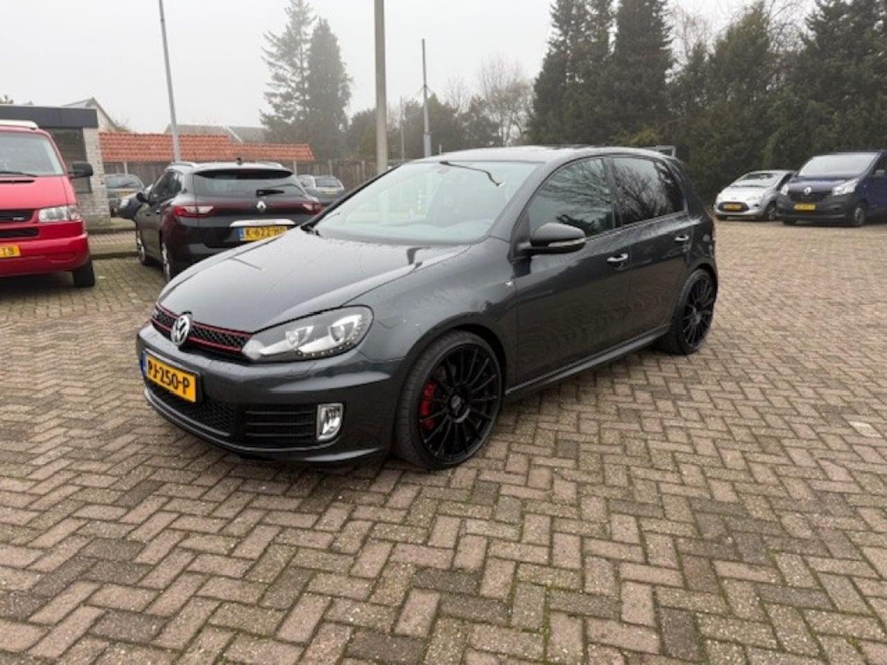 Volkswagen Golf - 2.0 GTI Edition 35 2.0 GTI EDITION 35 - AutoWereld.nl