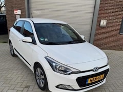 Hyundai i20 - 1.0 T-GDI Comfort Stuurverwarming/Stoelverwarming/Camera