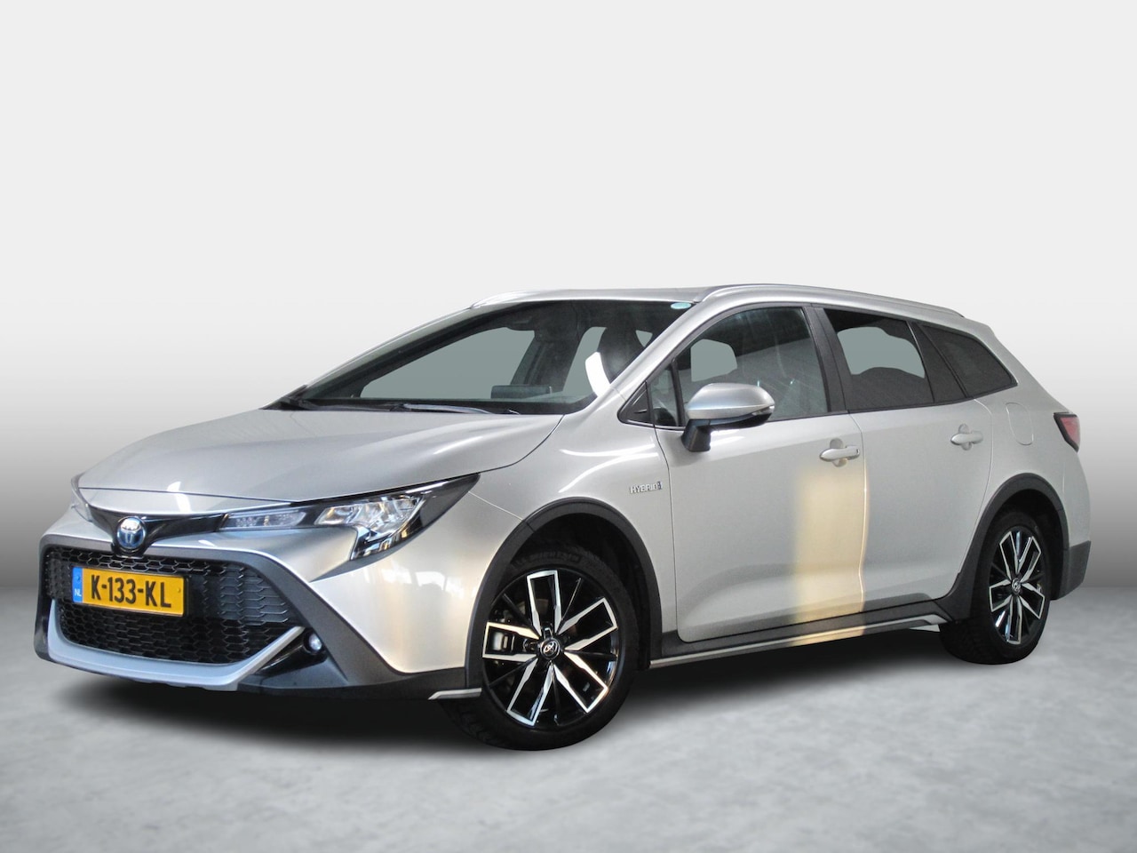 Toyota Corolla Touring Sports - 1.8 Hybrid Trek Navi Stoelverwarming - AutoWereld.nl